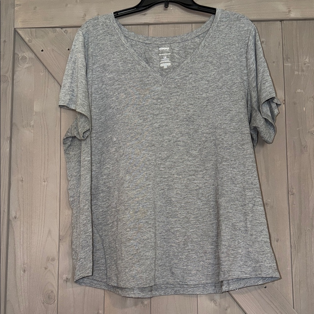 Sonoma Heather Gray V-Neck Short Sleeve Tee